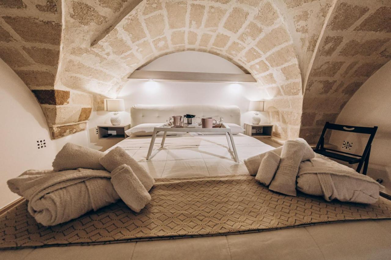 Le Suite Bed Pulsano Bagian luar foto